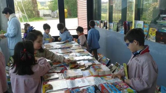 Lauaxeta Ikastola es un centro concertado.