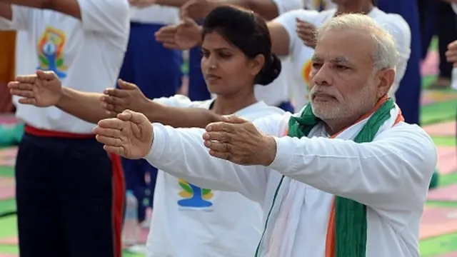 યોગ કરતા નરેન્દ્ર મોદીની તસવીર
