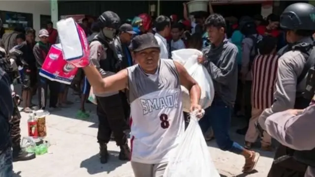 ਇੰਡੋਨੇਸ਼ੀਆ ਵਿੱਚ ਸੁਨਾਮੀ