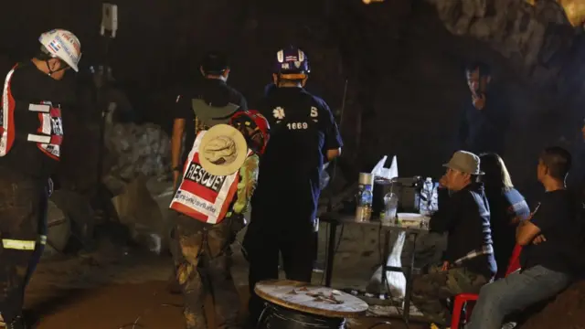 เรารู้อะไรแล้วบ้าง: ภารกิจช่วยเหลือทีมฟุตบอลติดถ้ำหลวง