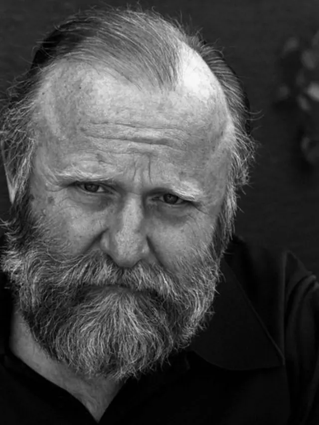 فرانك هربرت