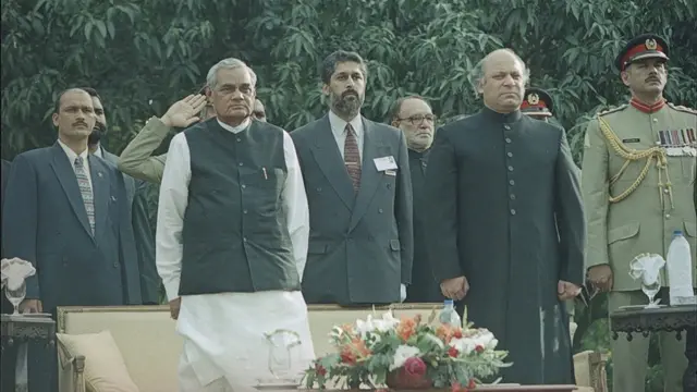 وزیر اعظم واجپائی اور نواز شریف