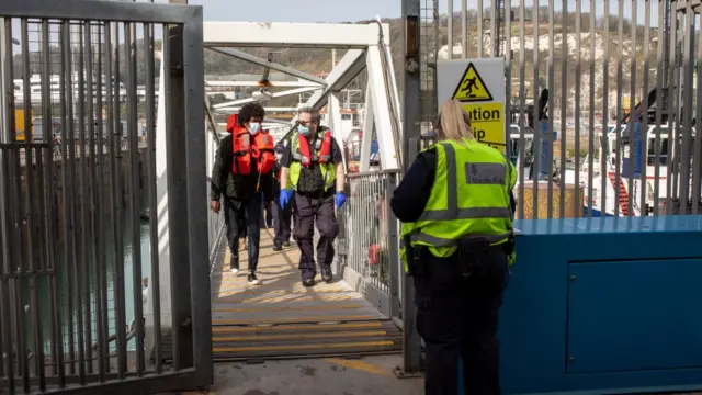 یک قایق پناهجویان در جنوب بریتانیا