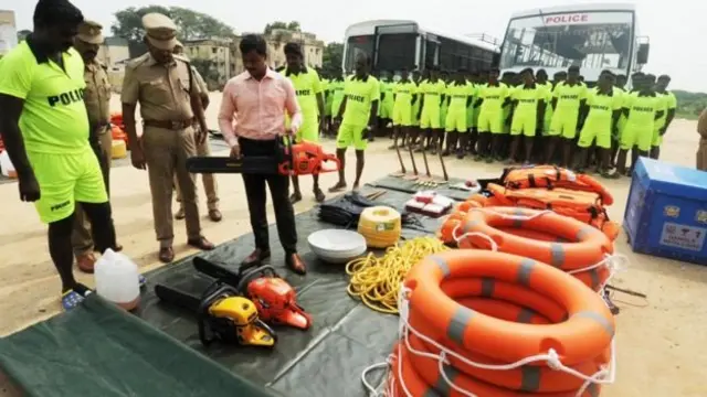 இன்றிரவு கரையை கடக்கிறது 'கஜ' புயல்