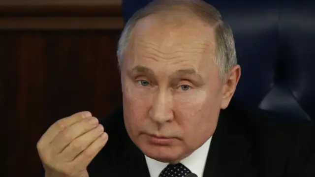 "Le destin de la Russie et sa perspective historique dépendent de notre nombre", a dit Poutine.