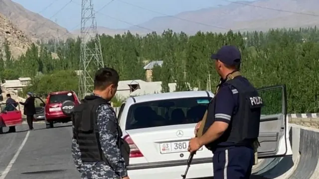 Қирғизистон-Тожикистон чегараси