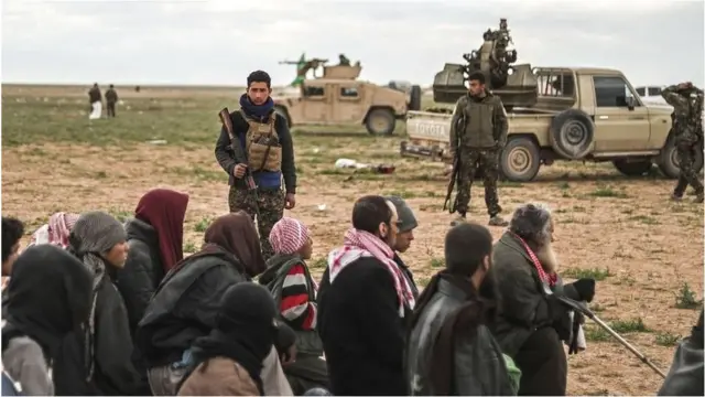 সন্দেহভাজন আইএস যোদ্ধা