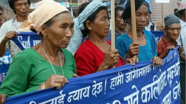 द्वन्द्वपीडित परिवार