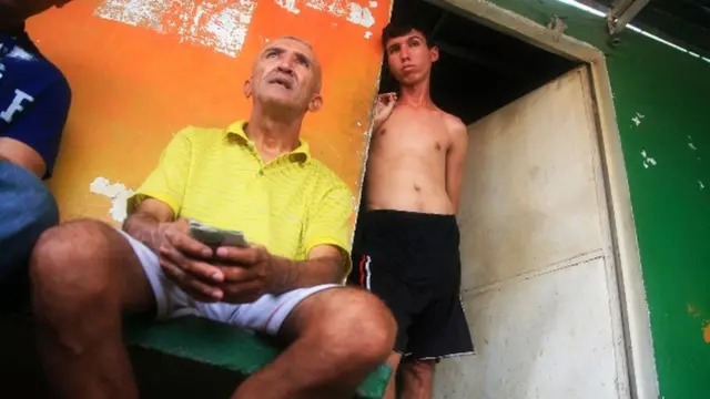 Jover Villasmil Soto y uno de sus hijos