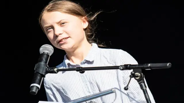 16 வயது சூழலியல் செயற்பாட்டாளரான கிரேட்டா டூன்பெர்க்