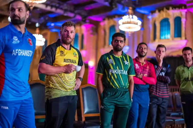 আলাদা টাইম জোনের সাথে লম্বা ভ্রমণে মানিয়ে নিতে হবে ক্রিকেটারদের