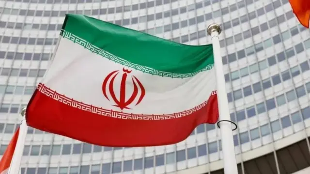 مدیرکل آژانس گفته ایران ۷۰ کیلوگرم اورانیوم با خلوص ۶۰ درصد و هزار کیلوگرم اوارنیوم غنی شده با خلوص ۲۰ درصد دارد