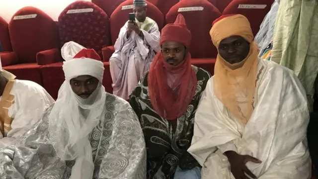 Hakimai takwas Sarki Jan Kado ya nada a ranar Asabar a fadarsa da ke Paris