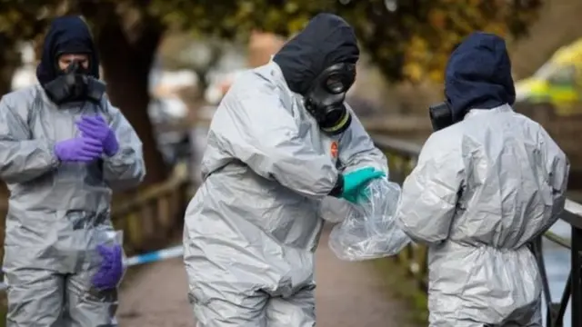 خبراء أسلحة كيميائية