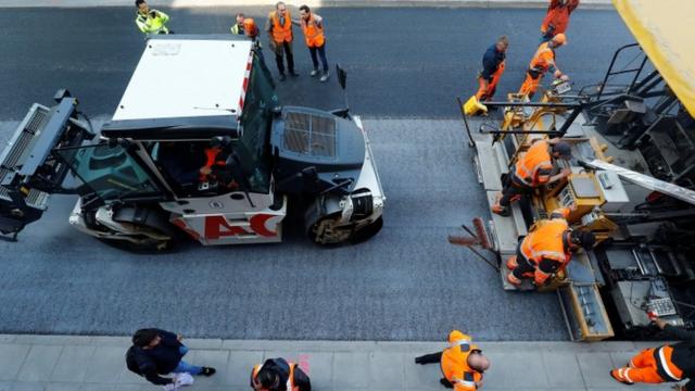 Asfalto que reduz emissõespalpites santos x coritibaCO2 sendo instaladopalpites santos x coritibaStuttgart, na Alemanha,palpites santos x coritibaabril