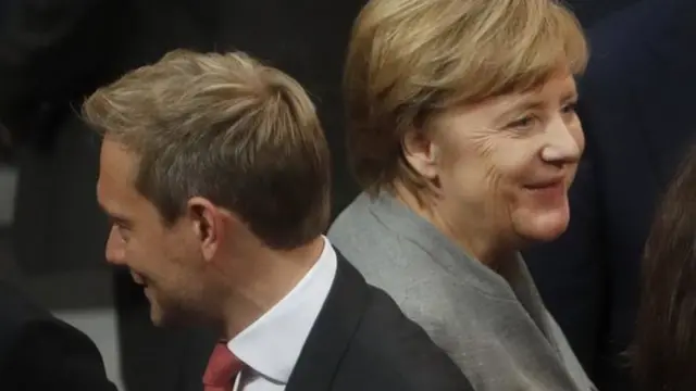 Сүйлөшүүлөр максатына жетпей калды. Эркин демократиялык партиянын лидери сүйлөшүүлөрдүн соңунда Линднер эшикти сыртынан жапты.