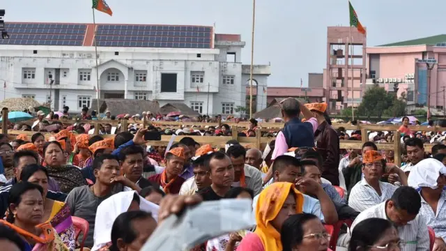 મણિપુરની રેલીમાં લોકો