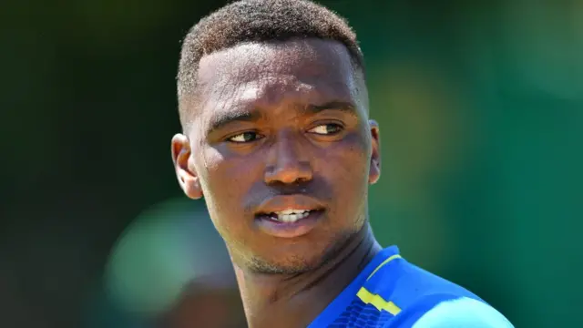 क्विंटन डी कॉक, कागिसो रबाडा, लुंगी एन्गिडी, अँनरिक नॉर्किया, डेव्हिड मिलर