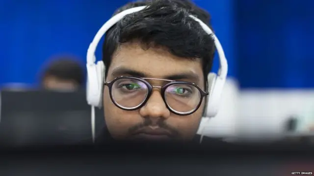 नोकरी संकट