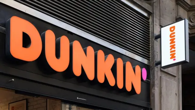 Pojedini stručnjaci doživljavaju rebrendiranje Dankin Donatsa u Dankin kao primer uspešne tranzicije