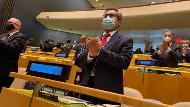 မြန်မာနိုင်ငံခုံနေရာမှာ ဆက်ရှိနေတဲ့ သံအမတ်ကြီး ဦးကျော်မိုးထွန်း