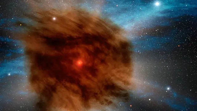 Una estrella alrededor de la nebulosa.