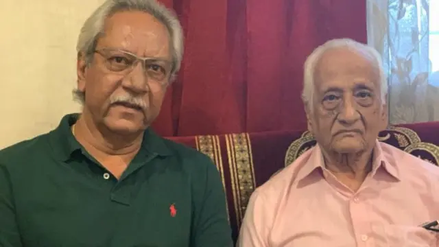 પુત્ર અંશુમન ગાયકવાડ સાથે દત્તાજીરાવ