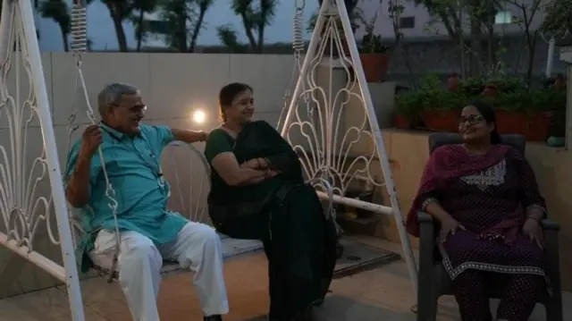 ஆர்.எஸ்.எஸ் அமைப்பினரின் மனைவியர் இந்துத்துவ சித்தாந்தத்தைப் பற்றி என்ன நினைக்கின்றனர்?