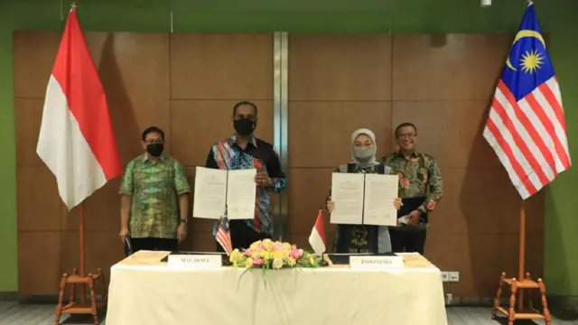 Pemerintah Indonesia dan Malaysia menandatangani Joint Statement terkait implementasi penandatanganan MoU tentang Penempatan dan Pelindungan PMI sektor domestik. 
