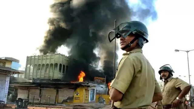 ਇਹ ਤਸਵੀਰ ਮਾਰਚ 2002 ਦੌਰਾਨ ਅਹਿਮਦਾਬਾਦ ਦੀ ਹੈ