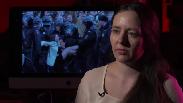 Olga Lozina hablando con la BBC