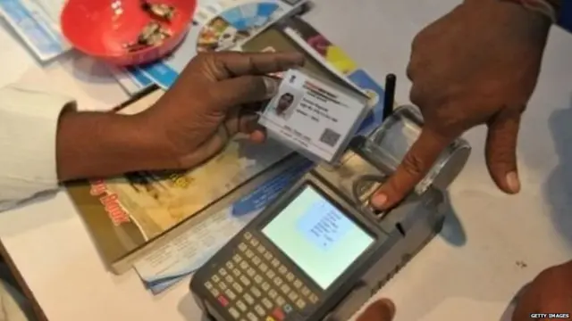 టెలికమ్యూనికేషన్, ఆధార్