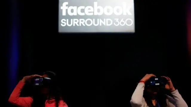 ஆக்குலஸ் மெய்நிகர் கருவிகள் இந்த மாநாட்டில் காட்சிக்கு வைக்கப்பட்டன.