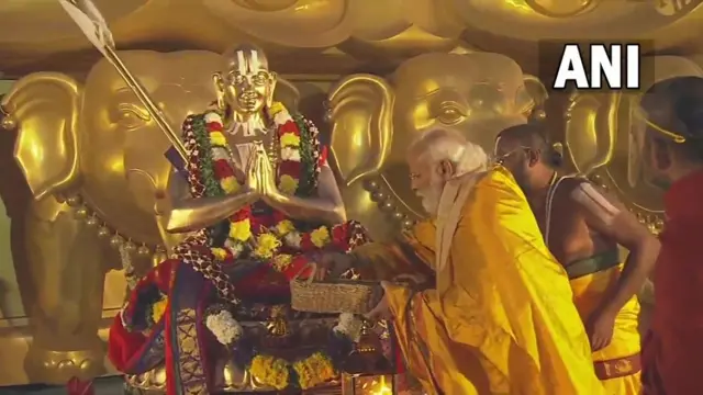 पीएम मोदी ने शमशाबाद में रामानुजाचार्य की 216 फीट ऊंची प्रतिमा 'स्टैच्यू ऑफ इक्वलिटी' का अनावरण किया.