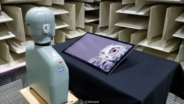 Microsoft-n anekonik kamerasından elektronikanın testi üçün istifadə olunur