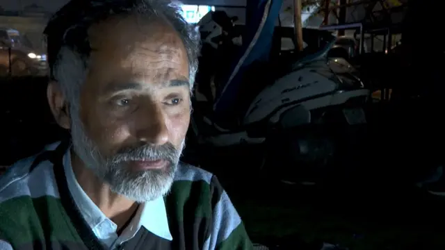 एक छात्रा के परिजन सीपी जोशी