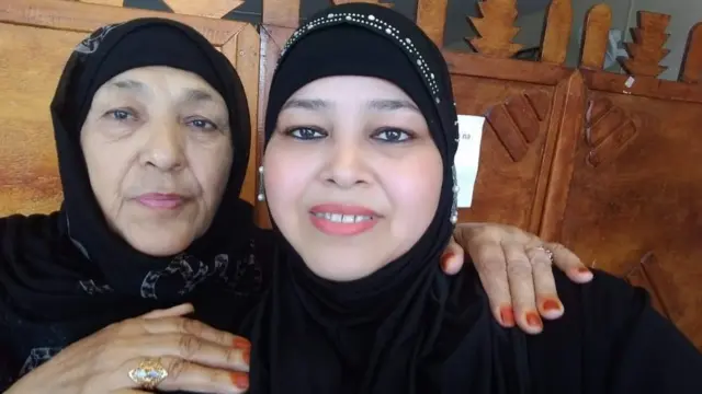 Nabila e a mãe