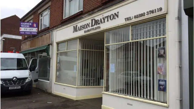 Msusi mwenye umri wa miaka 93 astaafu