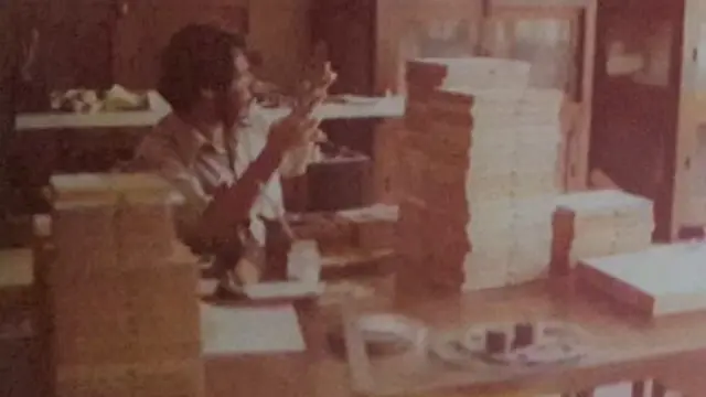 โดม สุขวงศ์ กับการทำงานในแผนก "เสือกระดาษ"