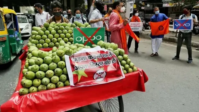 आंबे, फळं