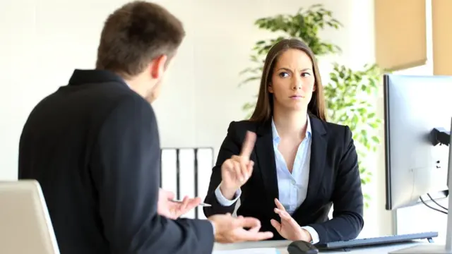 В 2008 году конфликты на рабочем месте обошлись американским компаниям примерно в 359 млрд долларов