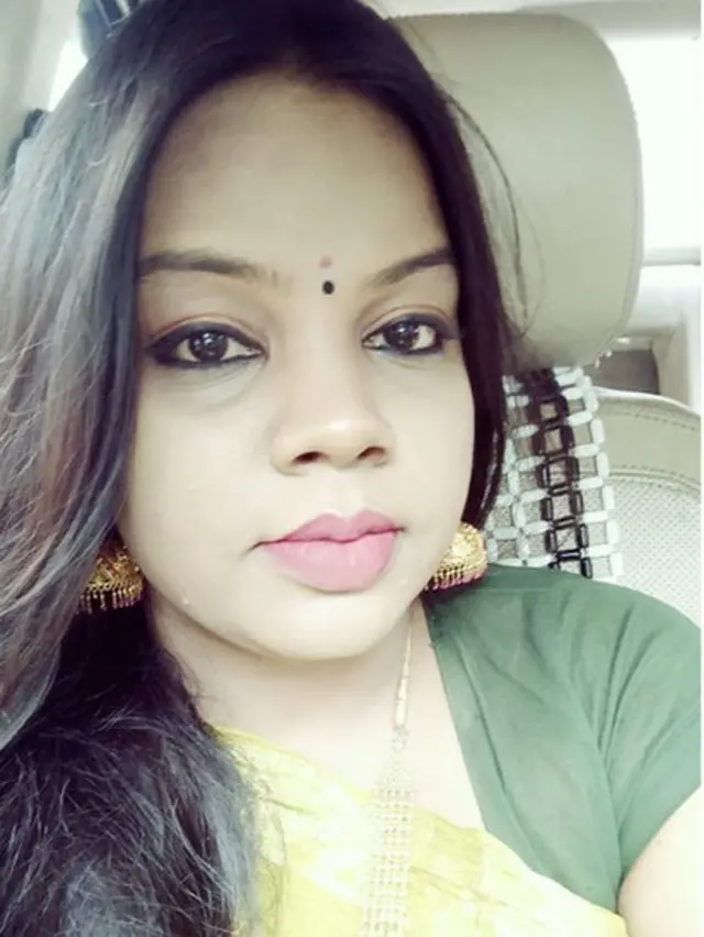 ஷாலின் மரியா லாரன்ஸ்