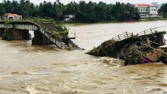 केरल, बाढ़