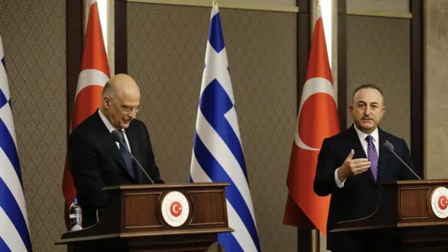 Dendias ve çavuşoglu