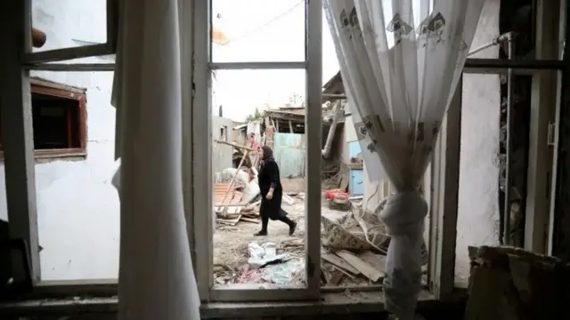 শেল হামলার পরের চিত্র।