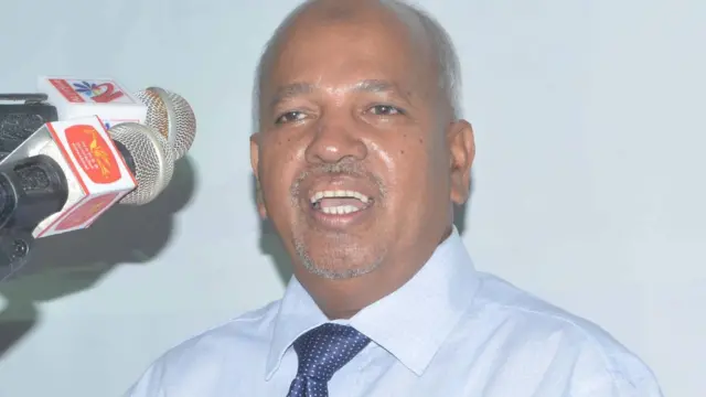 முஸ்லிம் அரசாங்க அதிபர் பதவி நீக்கம் - இனவாத நடவடிக்கையா?