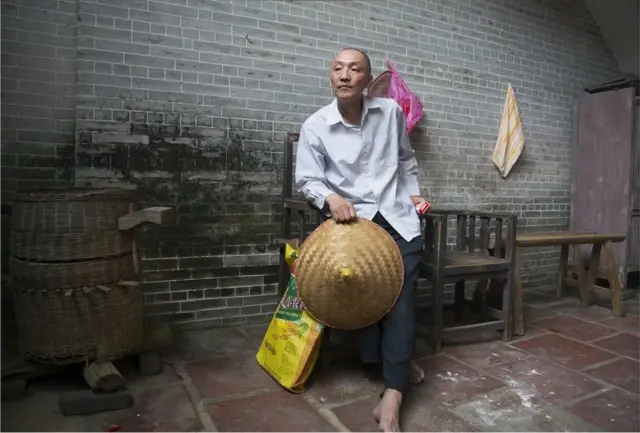 許永揚在台山祖屋中