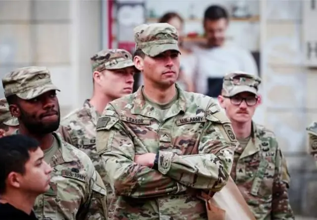 在华沙的美军（3月26日照片）