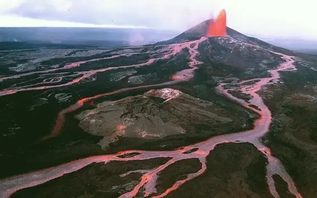 Hawaii'deki Kilauea Yanardağı
