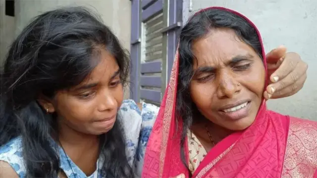 మోనిక తల్లి రేఖా దేవి, చెల్లెలు మనీషా కుమారి